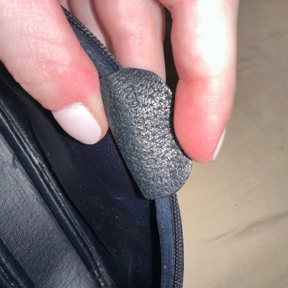 Authentic Vintage Gucci cosmetic case - Picture 4 of 4